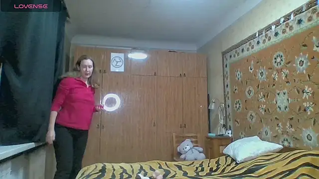 AnnaXLovers online show from 12-05-25, 12:03