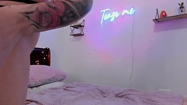 Snapshot of Manuela_monroe chatting on 12-03-25, 09:57 Manuela monroe online show from 12-03-25, 09:57