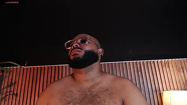 DilanJonnes  online show from 10-31-25, 12:22