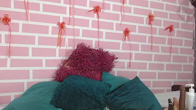 emy 0 online show from 03-07-25, 06:24