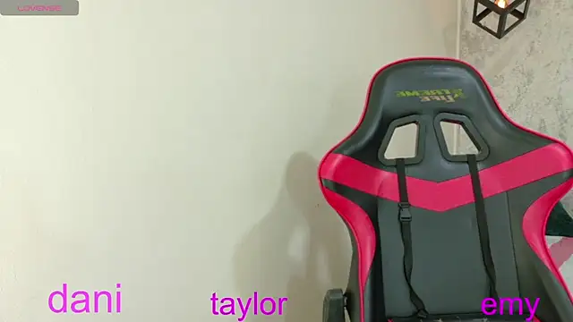 emy 0 online show from 04-23-26, 01:35