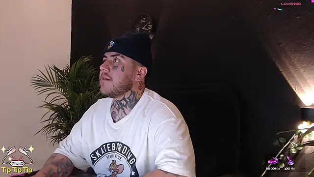 Ash gusbig online show from 01-28-25, 05:11