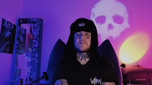 Ash gusbig online show from 11-25-25, 03:17