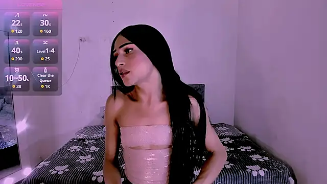 carolinemiller7 online show from 03-12-26, 07:03