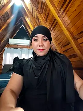 AmbarBurhan online show from 12-16-25, 03:39