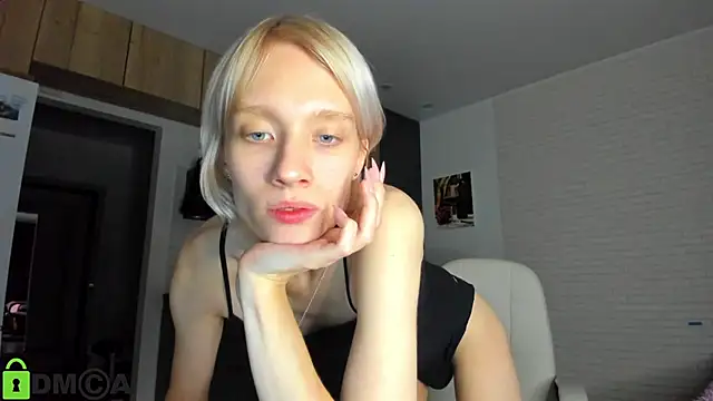  Alice Kitty online show from 11-17-25, 01:06