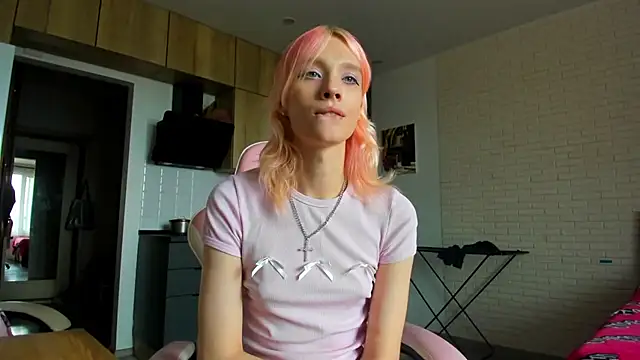 Snapshot of _Alice_Kitty chatting on 06-29-26, 11:21 Alice Kitty online show from 06-29-26, 11:21