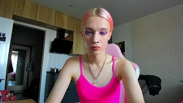 Snapshot of _Alice_Kitty chatting on 07-01-26, 01:13 Alice Kitty online show from 07-01-26, 01:13