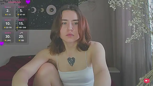 Snapshot of Aurora_workerr chatting on 02-10-25, 02:30 Aurora workerr online show from 02-10-25, 02:30