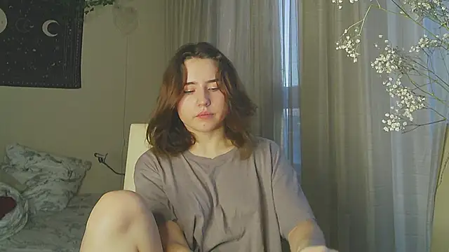 Snapshot of Aurora_workerr chatting on 02-25-25, 01:09 Aurora workerr online show from 02-25-25, 01:09