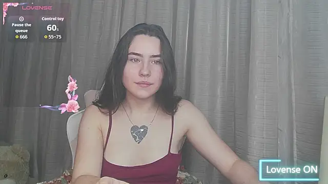 Snapshot of Aurora_workerr chatting on 02-13-26, 01:23 Aurora workerr online show from 02-13-26, 01:23