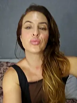 Nina Sport online show from 10-15-25, 08:53