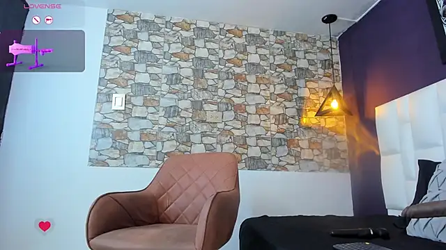 Abbyadams online show from 10-28-25, 03:10