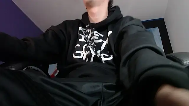 FrannBoy online show from 12-30-24, 07:42