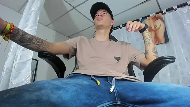 FrannBoy online show from 03-20-25, 05:36