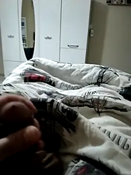 milf hunter 35 online show from 04-16-26, 06:30