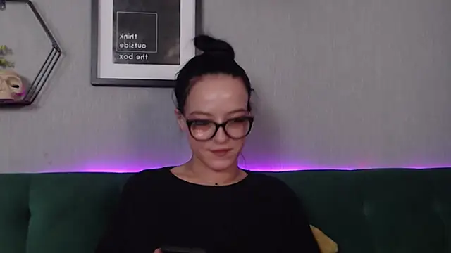 IzabelllNoir online show from 02-02-25, 08:13