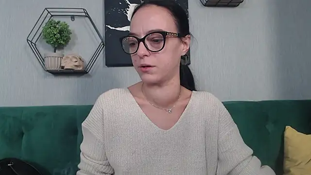 IzabelllNoir online show from 10-07-25, 07:16