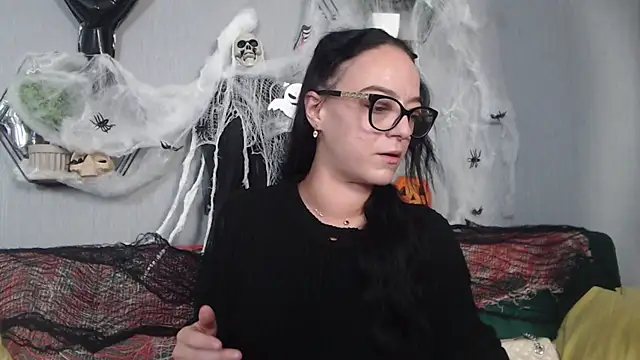 IzabelllNoir online show from 10-24-25, 11:06