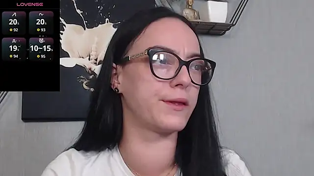 IzabelllNoir online show from 04-14-26, 04:40