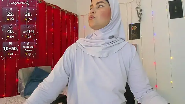 AishaAmin  online show from 06-05-26, 12:11