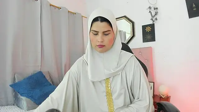 AishaAmin  online show from 07-17-26, 12:12