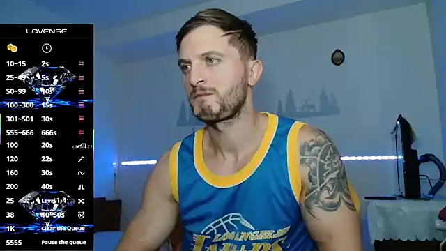 Snapshot of cuple_hoot_ chatting on 10-05-25, 07:56 cuple hoot  online show from 10-05-25, 07:56