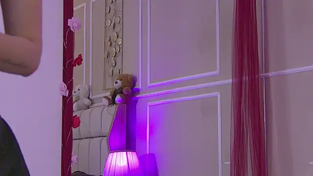 SerenaBennet online show from 03-31-26, 11:10