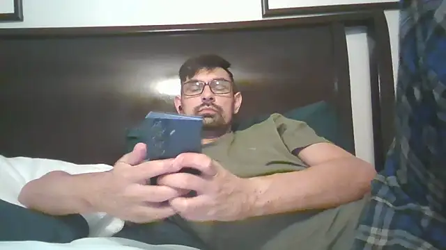 spence204011 online show from 04-11-26, 01:54