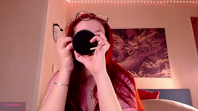 VanessaLincum online show from 12-18-25, 07:14