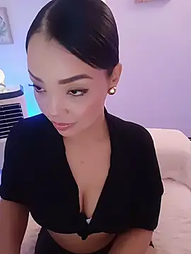 Sara LipsX online show from 02-12-26, 02:06