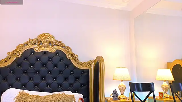 AdelinaVans online show from 04-24-26, 11:34