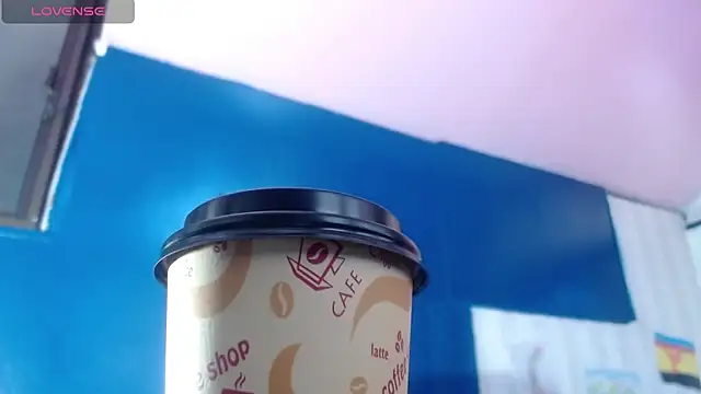 Snapshot of vitoria23_ chatting on 01-07-26, 01:46 vitoria23 online show from 01-07-26, 01:46