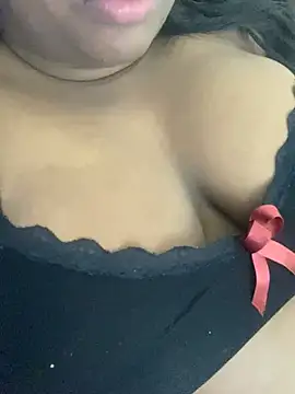 Snapshot of _MARRTINNA_ chatting on 12-14-24, 08:34 MARRTINNA online show from 12-14-24, 08:34