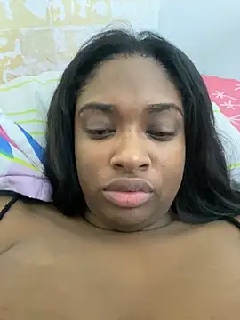 Snapshot of _MARRTINNA_ chatting on 12-29-24, 07:50 MARRTINNA online show from 12-29-24, 07:50