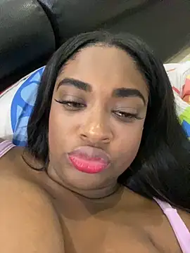 Snapshot of _MARRTINNA_ chatting on 01-12-25, 07:53 MARRTINNA online show from 01-12-25, 07:53