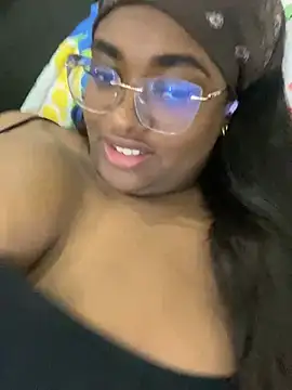 Snapshot of _MARRTINNA_ chatting on 01-14-25, 08:09 MARRTINNA online show from 01-14-25, 08:09