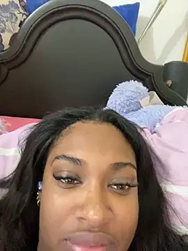 Snapshot of _MARRTINNA_ chatting on 02-12-25, 10:46 MARRTINNA online show from 02-12-25, 10:46