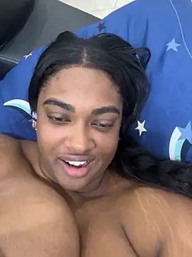 Snapshot of _MARRTINNA_ chatting on 09-11-25, 06:24 MARRTINNA online show from 09-11-25, 06:24