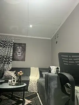 Bootyfulbarbiie online show from 01-17-25, 08:55