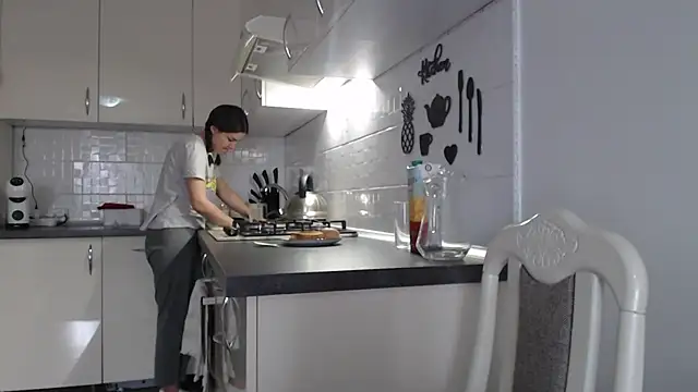  JustmeHere  online show from 11-15-25, 09:06