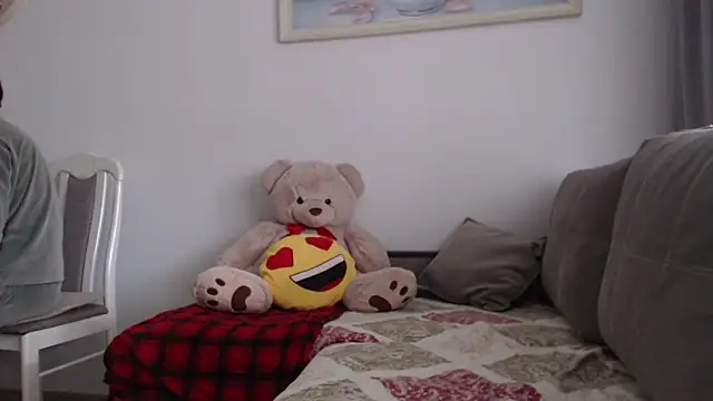  JustmeHere  online show from 11-19-25, 08:47