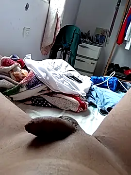 Ricardito97 online show from 11-22-25, 04:39