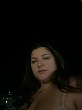 Snapshot of SweetPaige_ chatting on 03-17-25, 12:08 SweetPaige online show from 03-17-25, 12:08