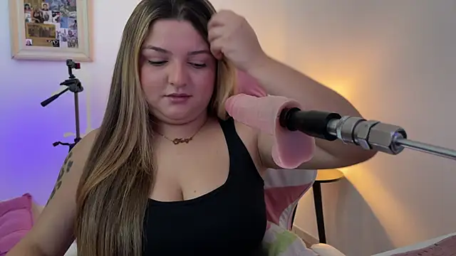 SweetPaige  online show from 03-06-26, 01:51