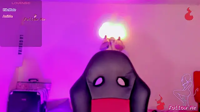 Snapshot of naomy__xx chatting on 02-04-26, 03:23 naomy xx online show from 02-04-26, 03:23