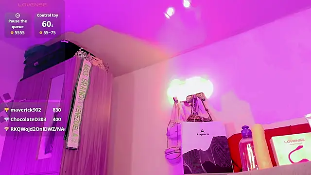 naomy  xx online show from 06-25-26, 05:12