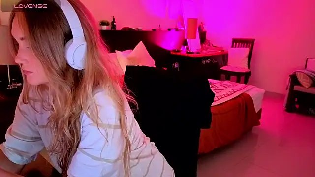 PrincessVS online show from 09-21-25, 06:26