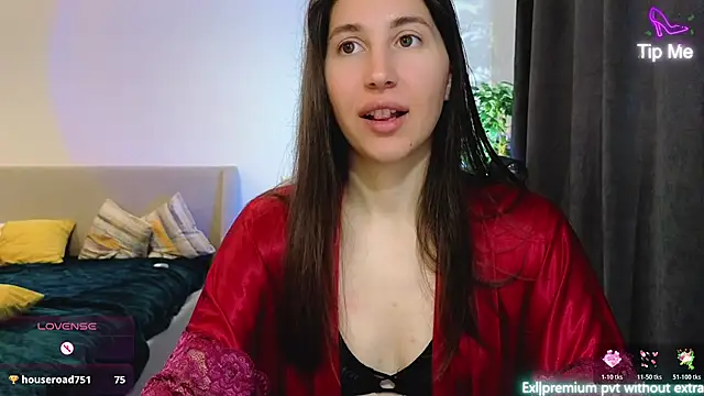 marrycolins online show from 04-11-26, 03:00