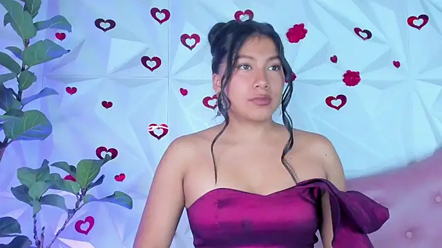 Snapshot of LinnaGardenia chatting on 03-02-25, 02:10 LinnaGardenia online show from 03-02-25, 02:10